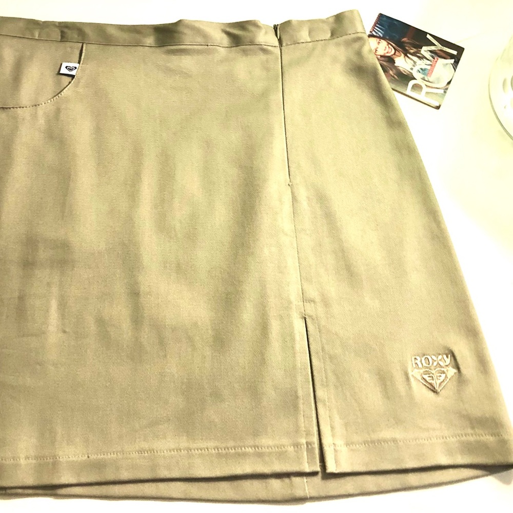 NWT, Roxy Skirt